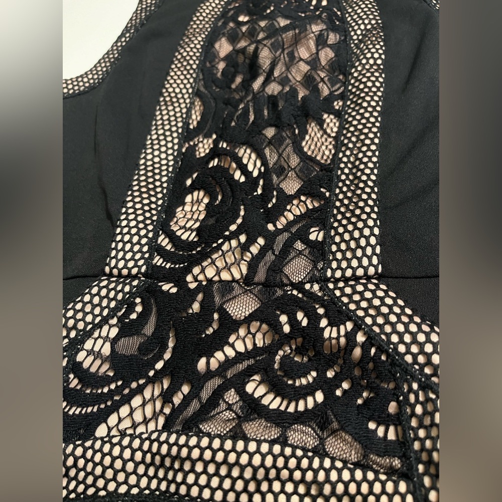 Alt B Lace Cocktail Dress - Picture 10 of 14